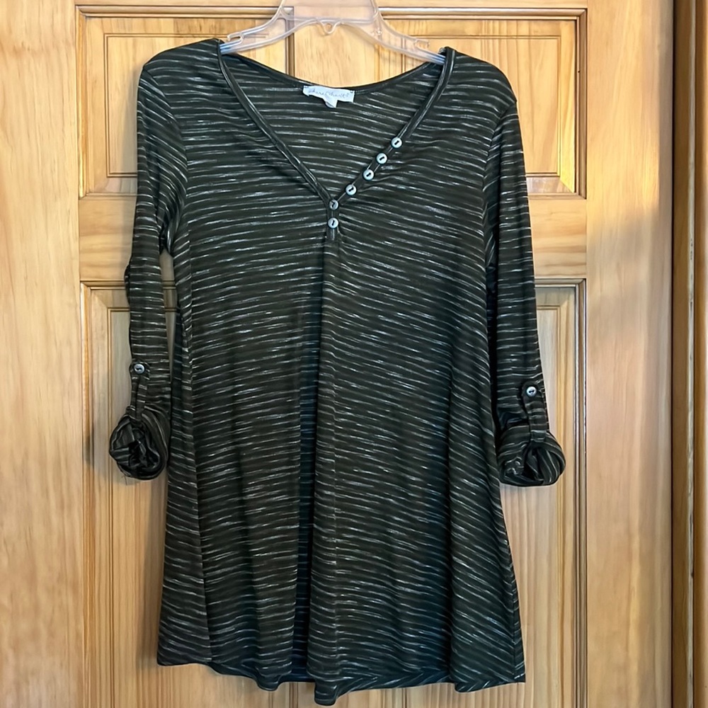Womens long sleeve tee